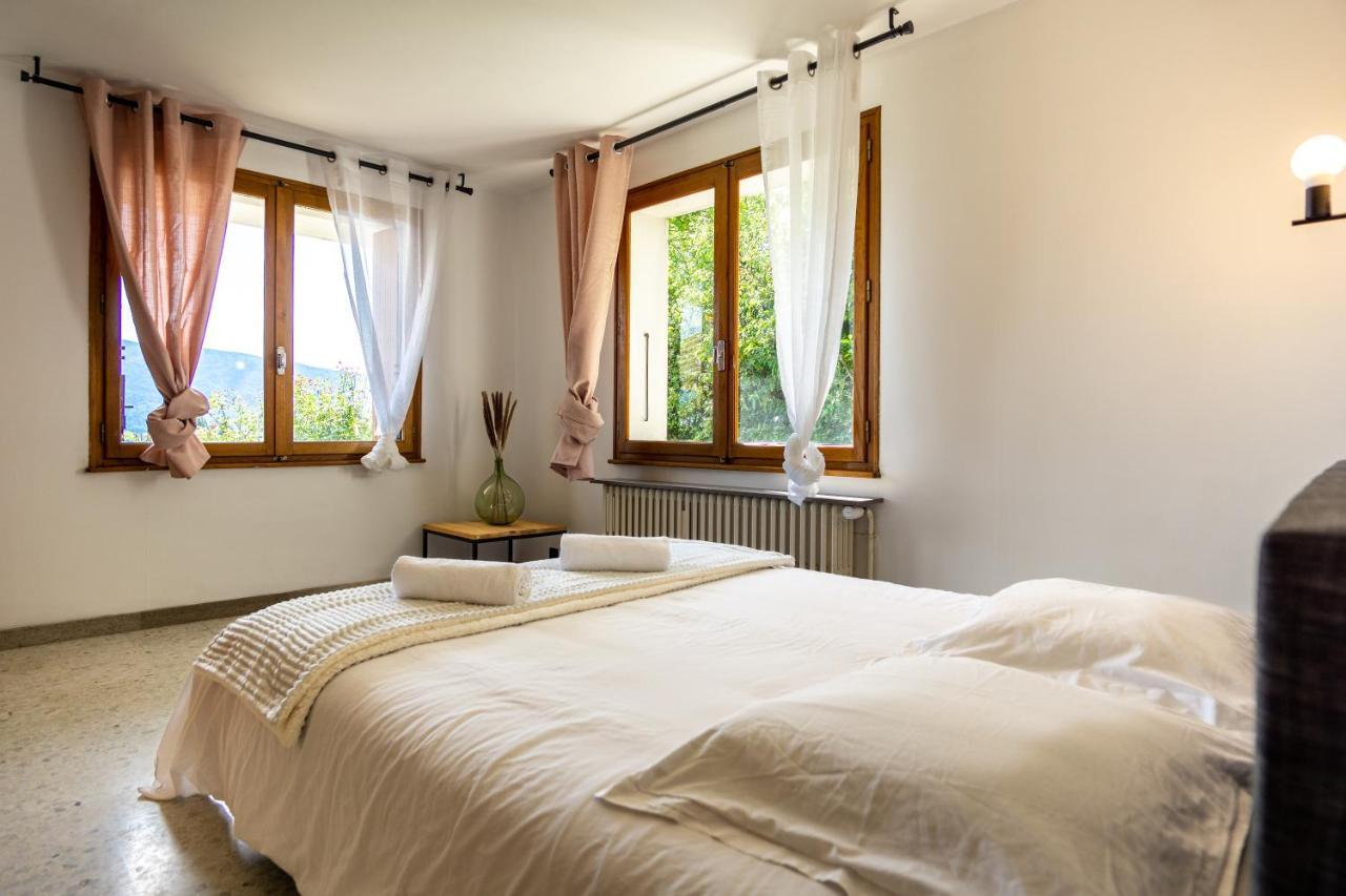 Ferienwohnung T3 Avec Vue Sur Le Lac D'Annecy Veyrier-du-Lac Exterior foto